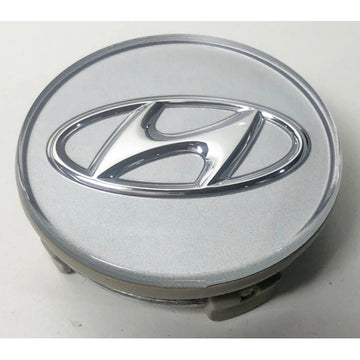 Used Factory OEM 2005-2009 Hyundai Tucson Button Center Cap 2 3/8" Diameter - 52960-38300, 52960-3K210, 52960-3K250